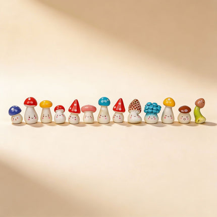 Zwammenfeest - Decoratieve mini paddenstoel poppetjes - 13 stuks - ↑ 2 cm